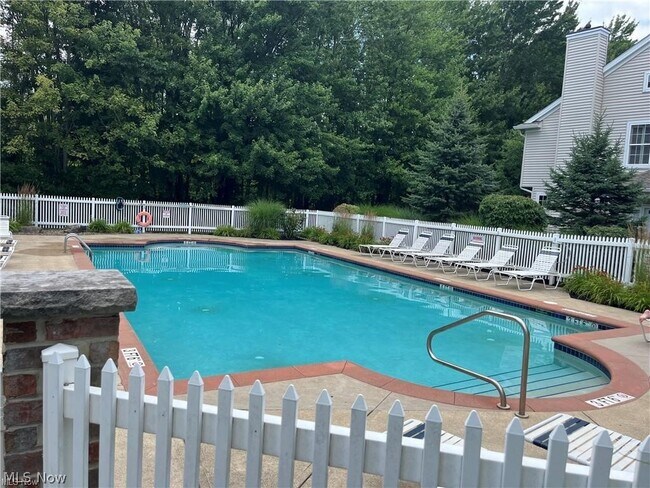 Building Photo - 2672 Wyndgate Ct