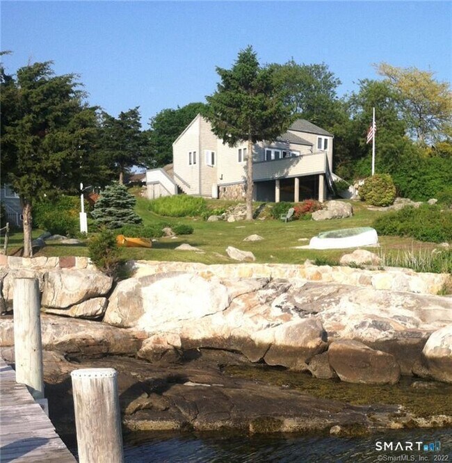 Building Photo - 24 Nauyaug Point Rd