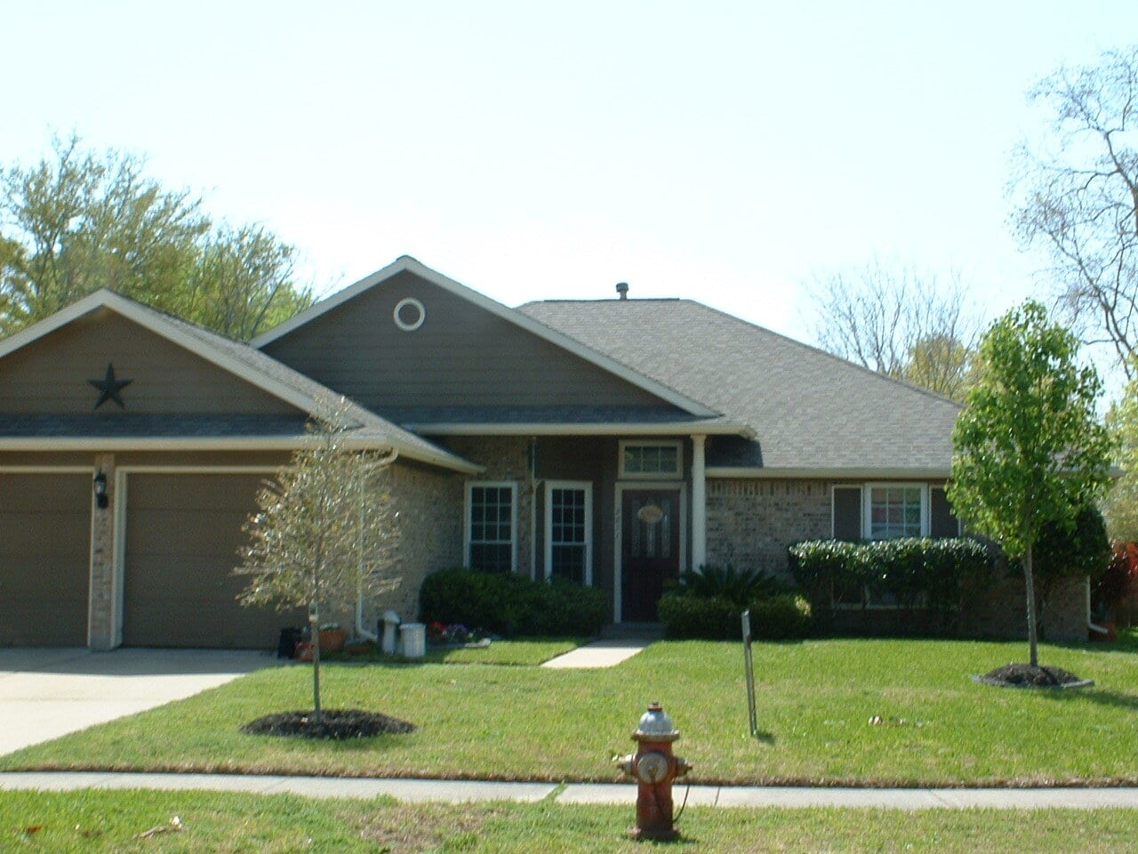 Building Photo - 2211 Dublin Dr