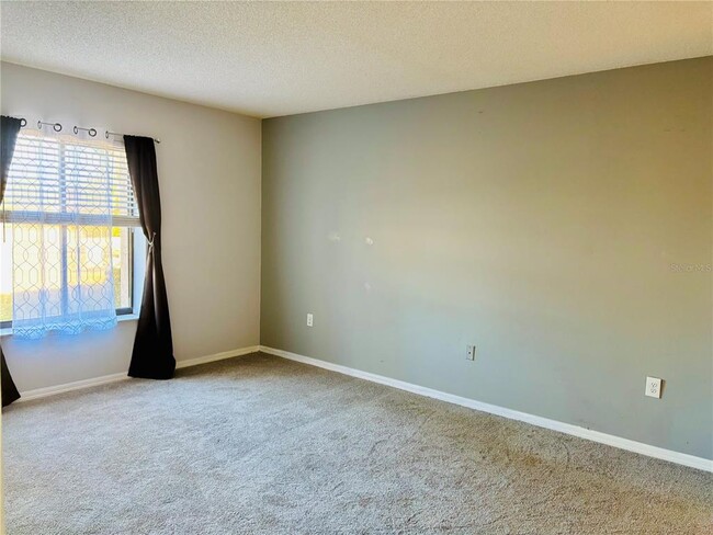 Building Photo - 6211 Timberlake Dr