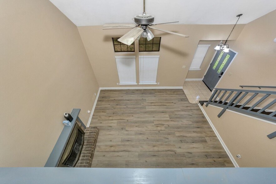 Primary Photo - 6832 Younger Dr