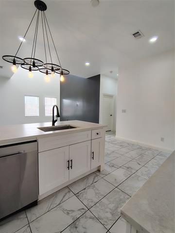 Building Photo - 2902 Jim St