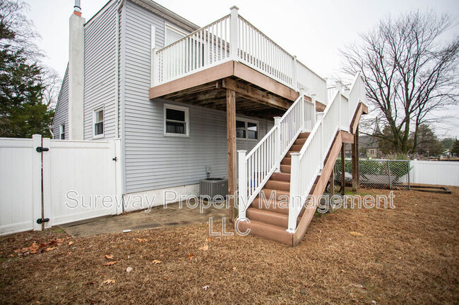 Building Photo - 1713 Old Black Horse Pike