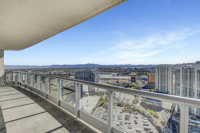 Building Photo - Turnberry Towers 4305W-Strip/City Views from this Stunning 3Bd/2.5Ba Residence