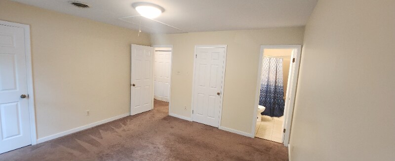 Building Photo - 5806 Laurel Trail Ct