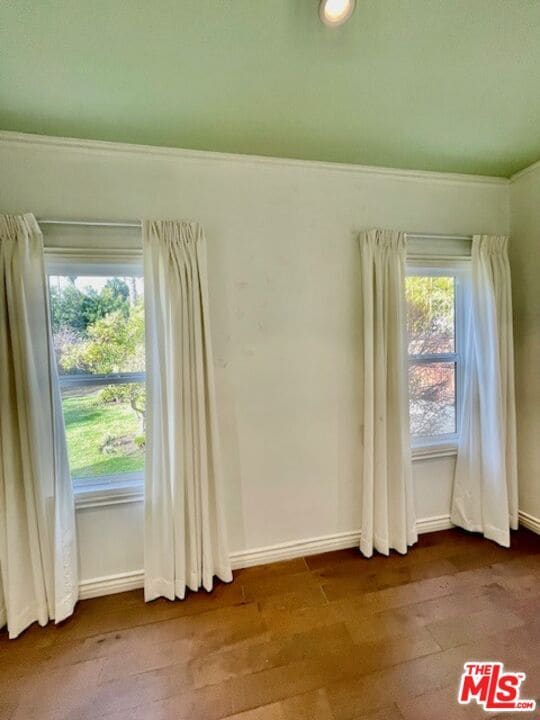 Building Photo - 459 S Holt Ave