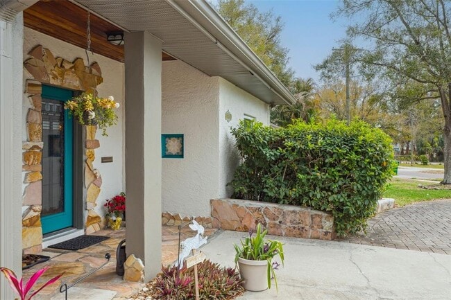 Building Photo - 2603 N Ridgewood Ave