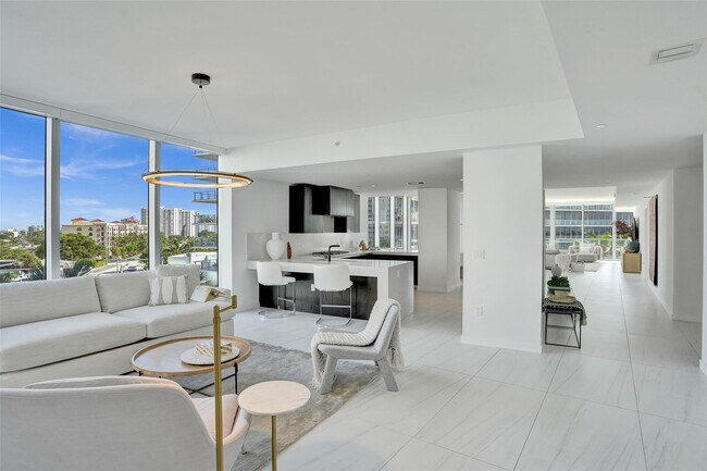 Building Photo - 2200 N Ocean Blvd