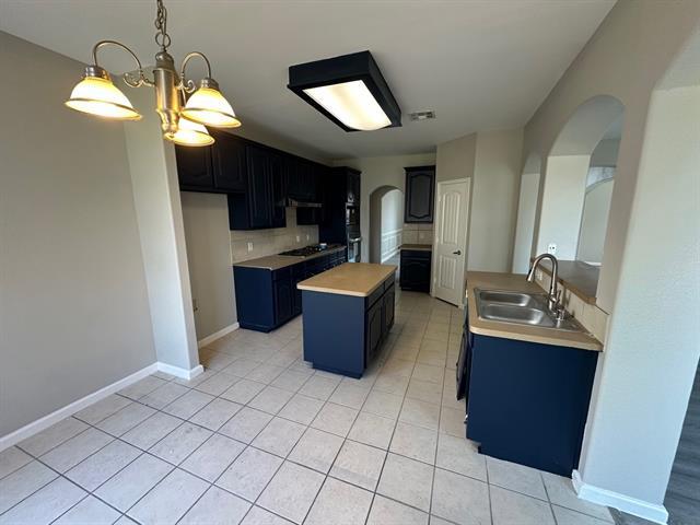 Building Photo - 8404 Laughing Waters Tr