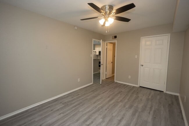 Building Photo - 4647 Wild Indigo St