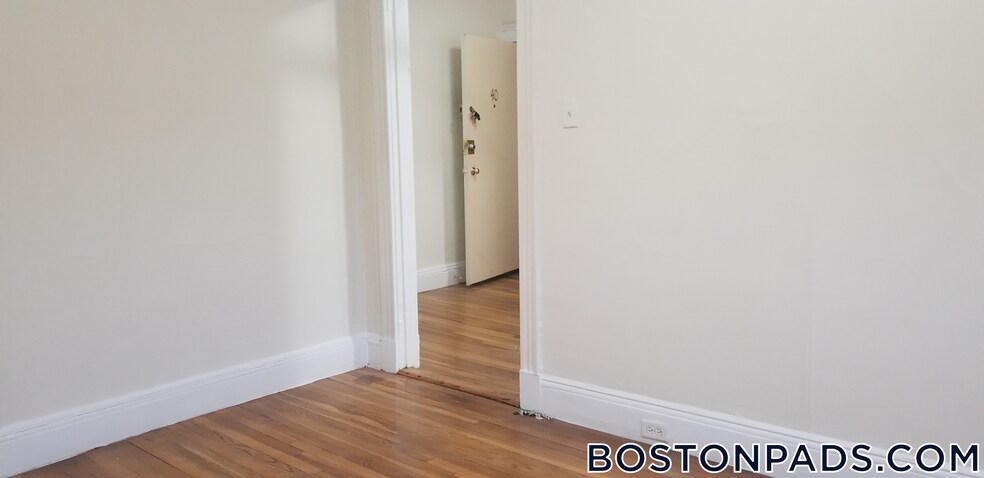 Building Photo - 1175 Boylston St