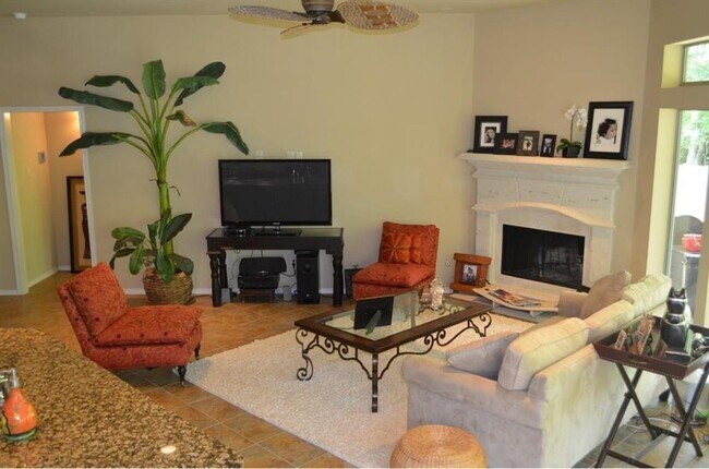 Building Photo - 1319 Eden Meadows Dr