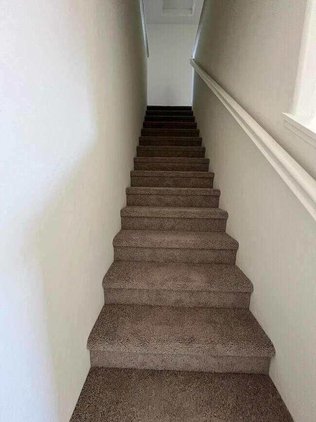 Building Photo - Beautiful brand NEW home for rent in Tulare, Ca