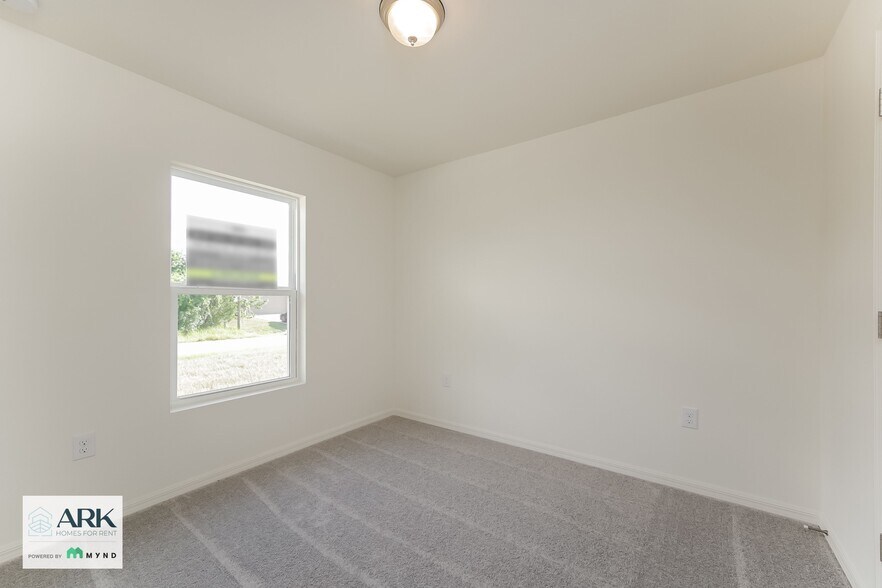Building Photo - 2904 48th St W