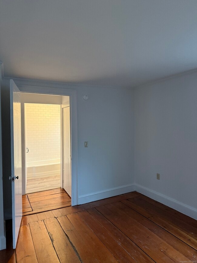 Building Photo - 259 Old Whitfield St