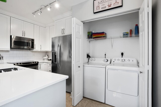 Building Photo - 106 Moorings Dr