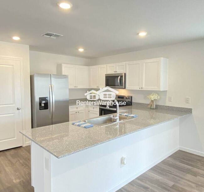 Building Photo - 4bed 2bath NEW build - Great layout w/ Gor...