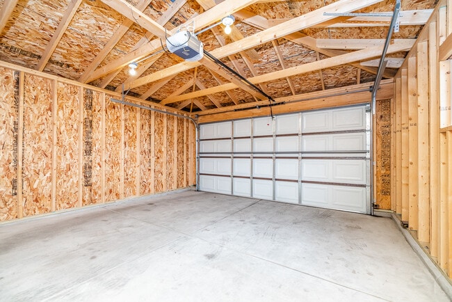 Building Photo - 1300 S Heath Ave