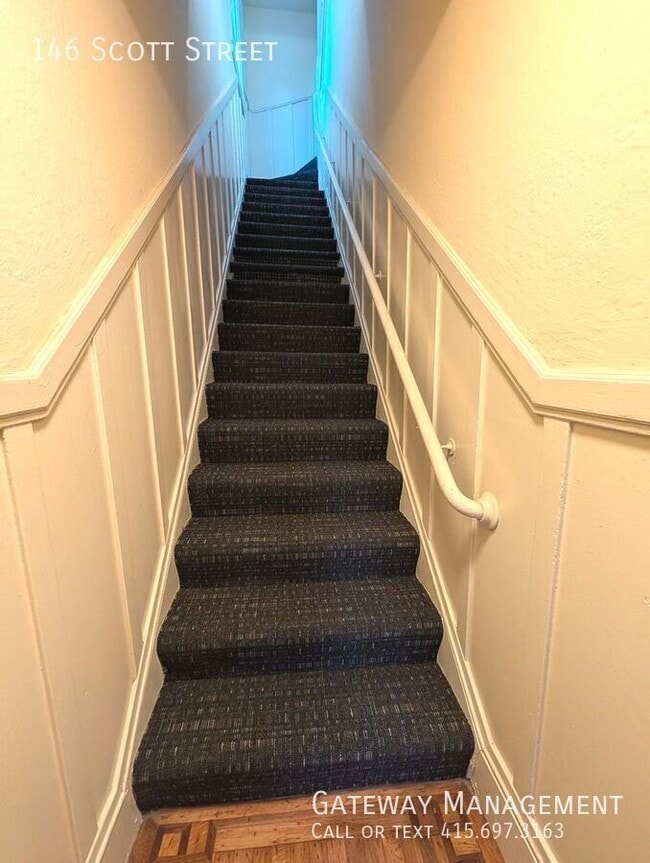 Building Photo - 146 Scott St