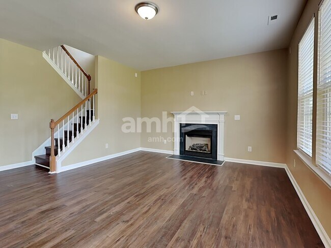 Building Photo - 1404 Manley Ct