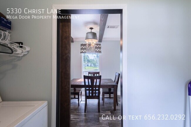 Building Photo - 5330 Christ Ln