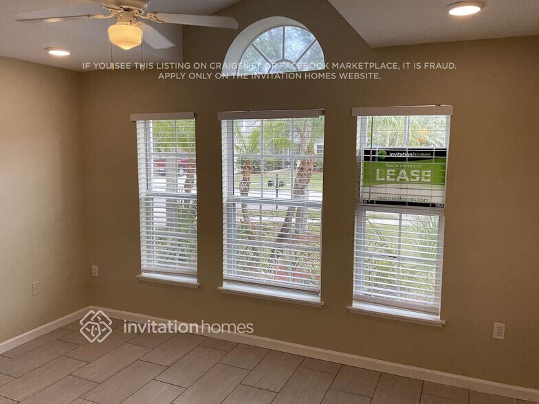 Building Photo - 1808 Maeve Cir