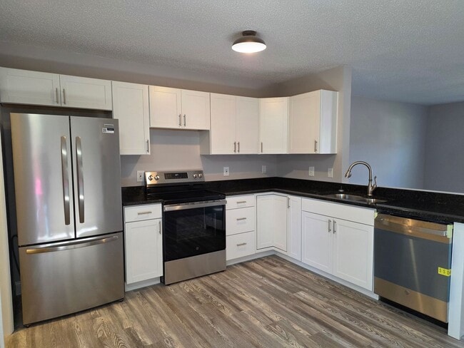 Building Photo - 6108 Ramsey Rd