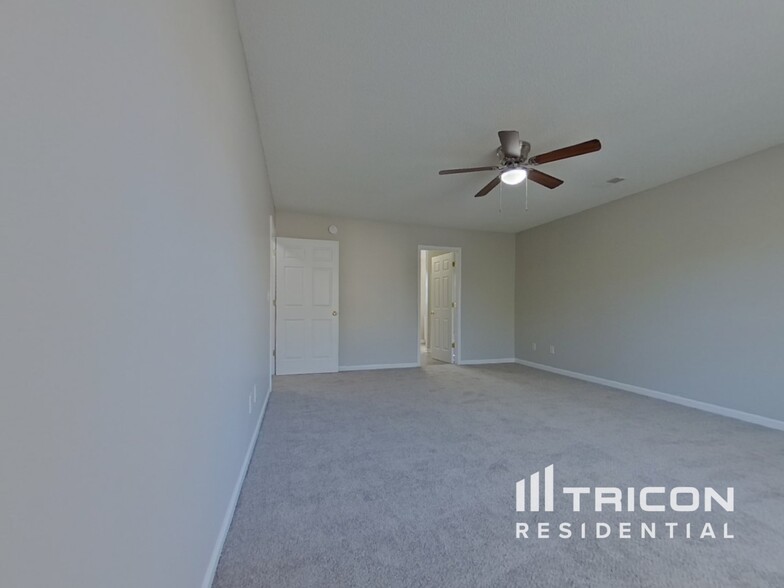 Building Photo - 221 Meyer Ln