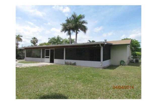 Building Photo - 19731 Sterling Dr