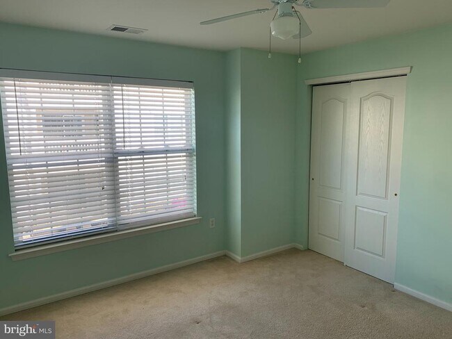 Building Photo - 110 Lionheart Ln
