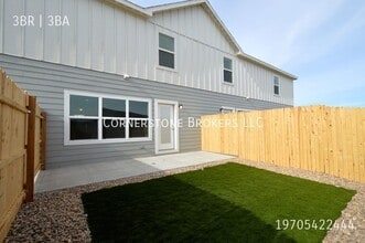 Building Photo - 202 Drai St