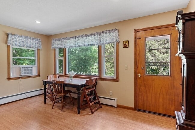 Building Photo - 590 Ashby State Rd