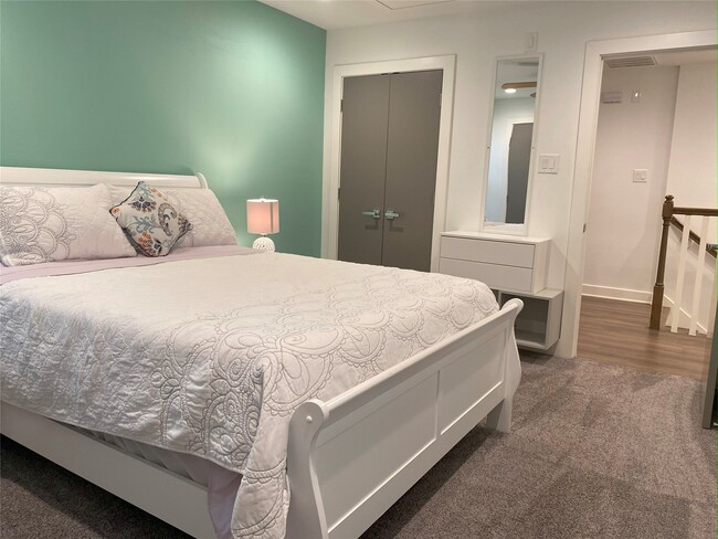 Building Photo - 1617 Bigelow St