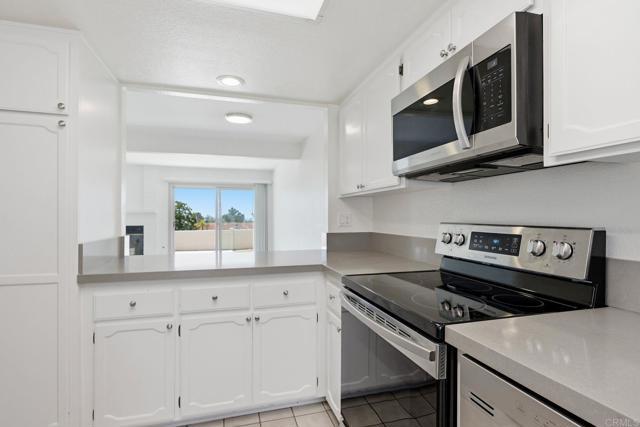 Building Photo - 6805 Briarwood Dr