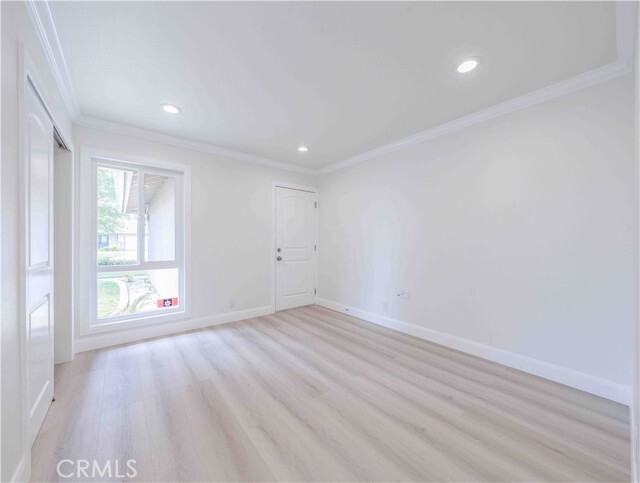 Building Photo - 996 S Hilda St