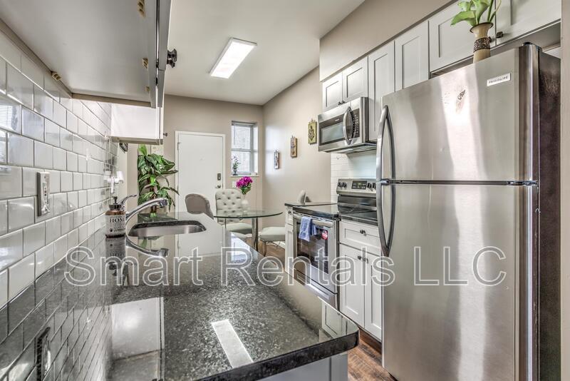 Building Photo - 1646 S 39th St