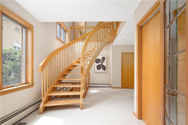 Building Photo - 14 Maxcy Dr
