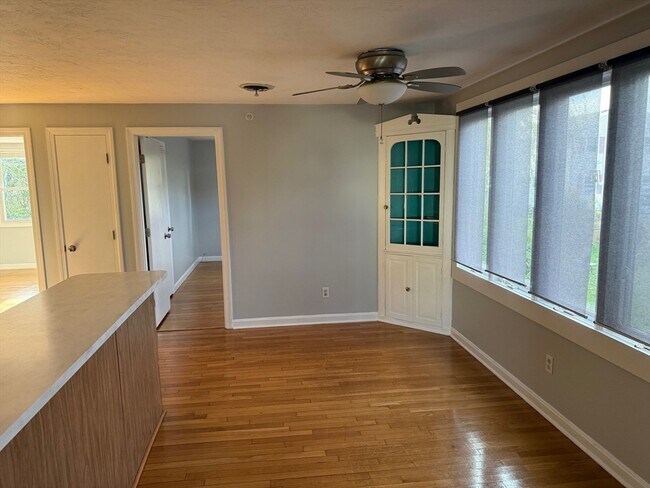 Building Photo - 30 Elmwood Park