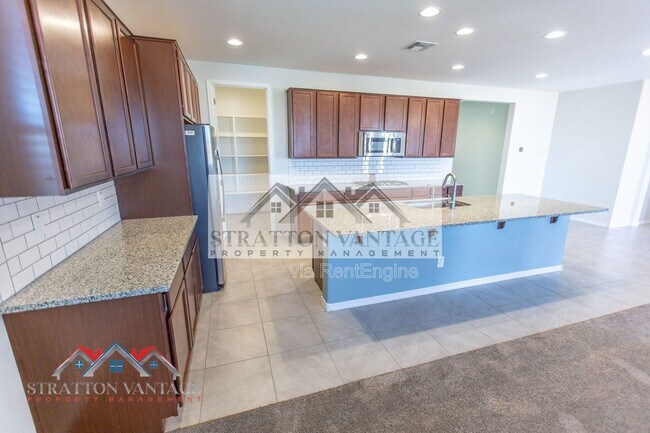 Building Photo - 22486 E Russet Rd