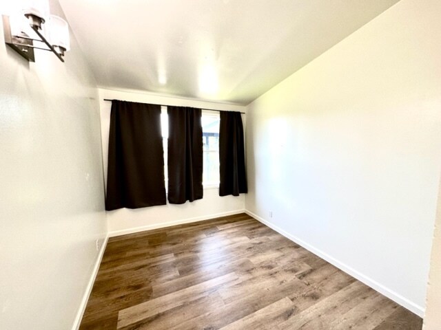 bed 3 - 620 Van Wig Ave