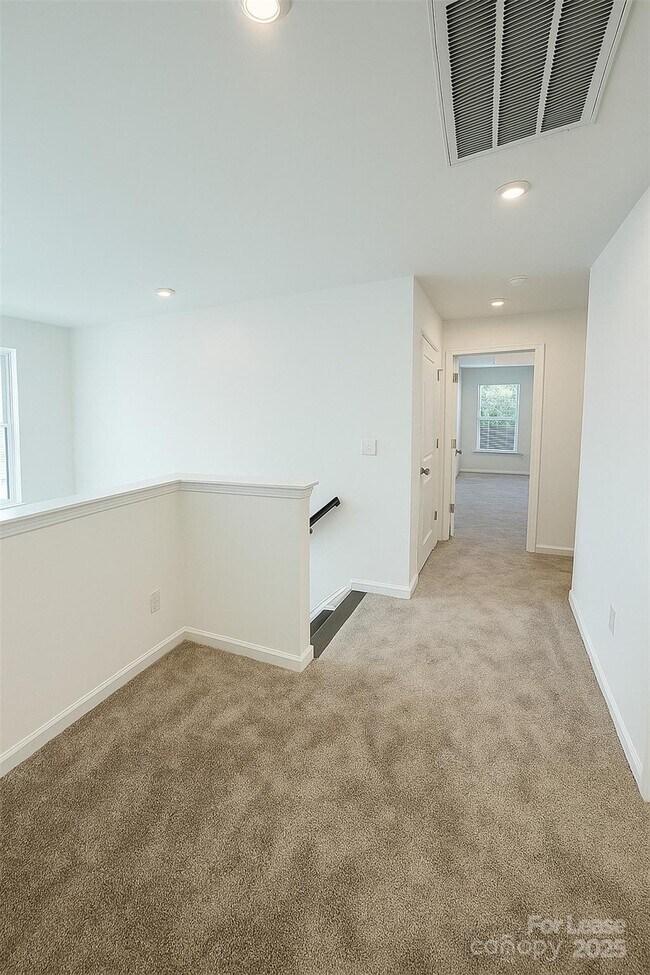 Building Photo - 17014 Patron Dr