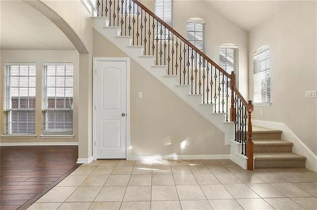 Building Photo - 212 Chester Dr