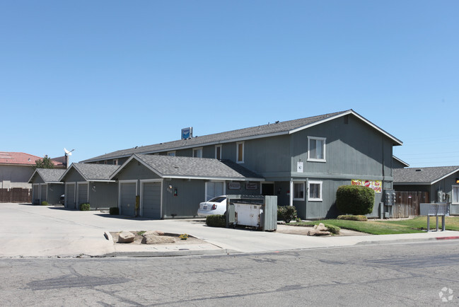 Primary Photo - Silverado Townhomes