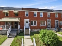 Building Photo - 738 Yale Ave