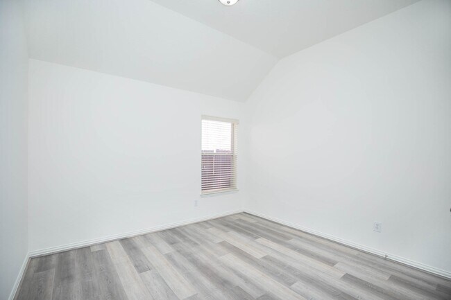Building Photo - 8810 Rocky Knoll Ln