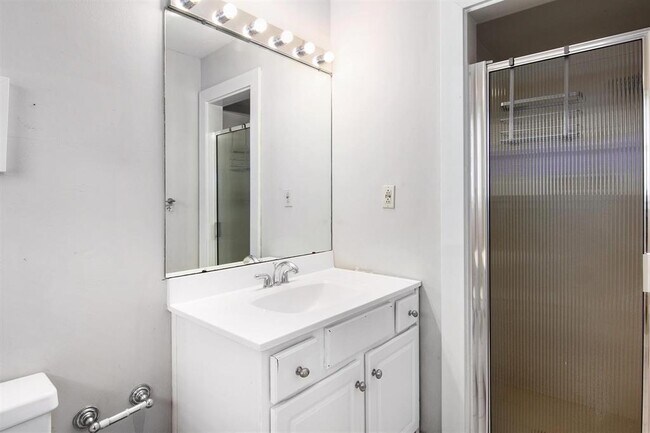 Building Photo - 5538 Pagewood Ln