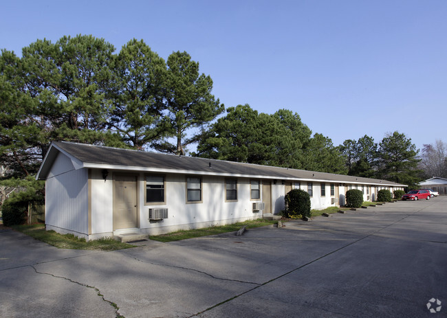 Primary Photo - Studio Apartments