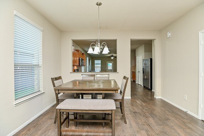 Building Photo - 15406 Key Crest Ln