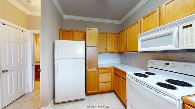 Building Photo - 801 Luther W St