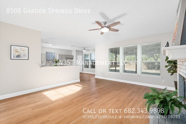 Building Photo - 8508 Garden Springs Dr